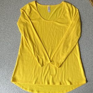 LulaRoe size S yellow long sleeved tunic. Scoop neck, ribbed Poly/Cotton/Spandex